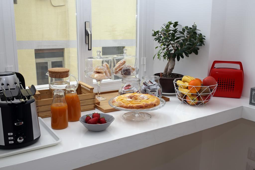 Starhost - Petit B&B Salerno Eksteriør billede